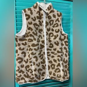 New fleece vest XL